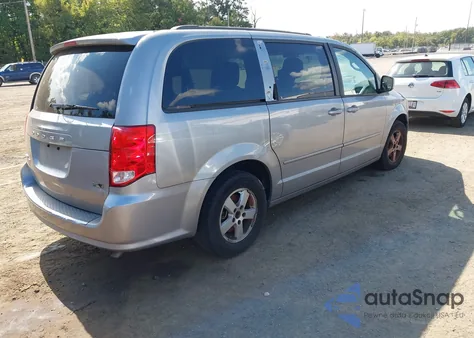 2013 Dodge Grand Caravan Sxt z USA, uszkodzony, nr VIN 2C4RDGCG6DR581500